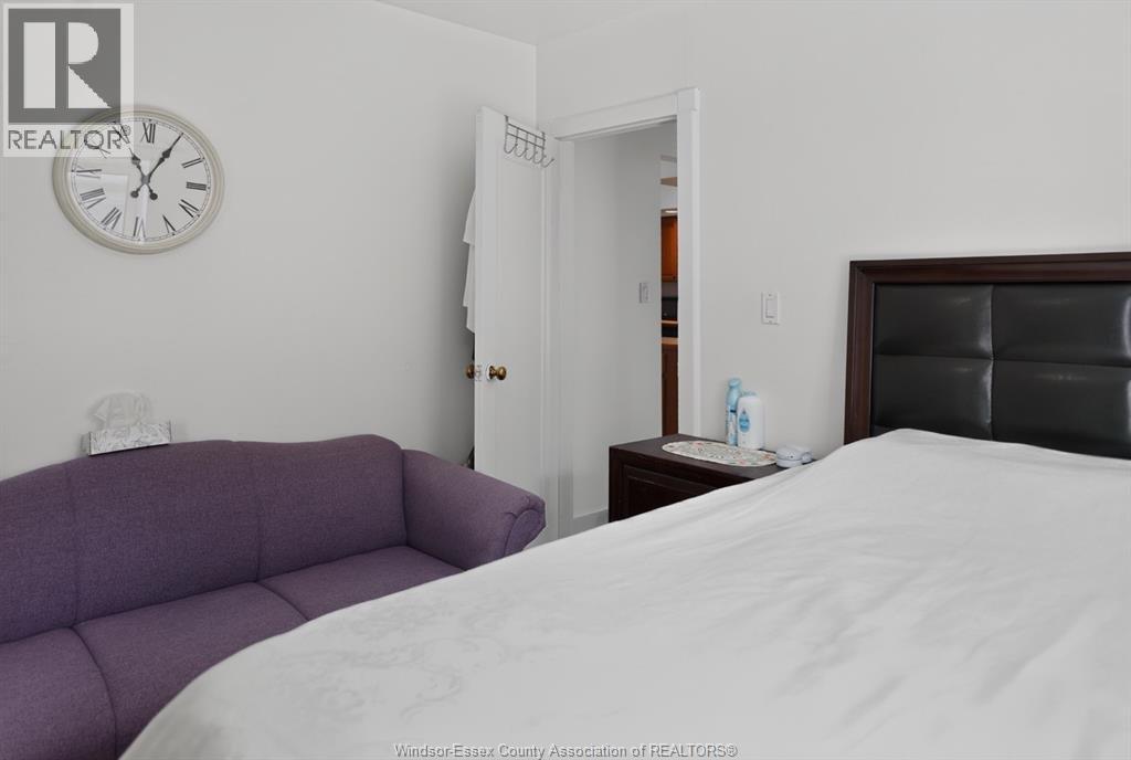852 REEDMERE - 9