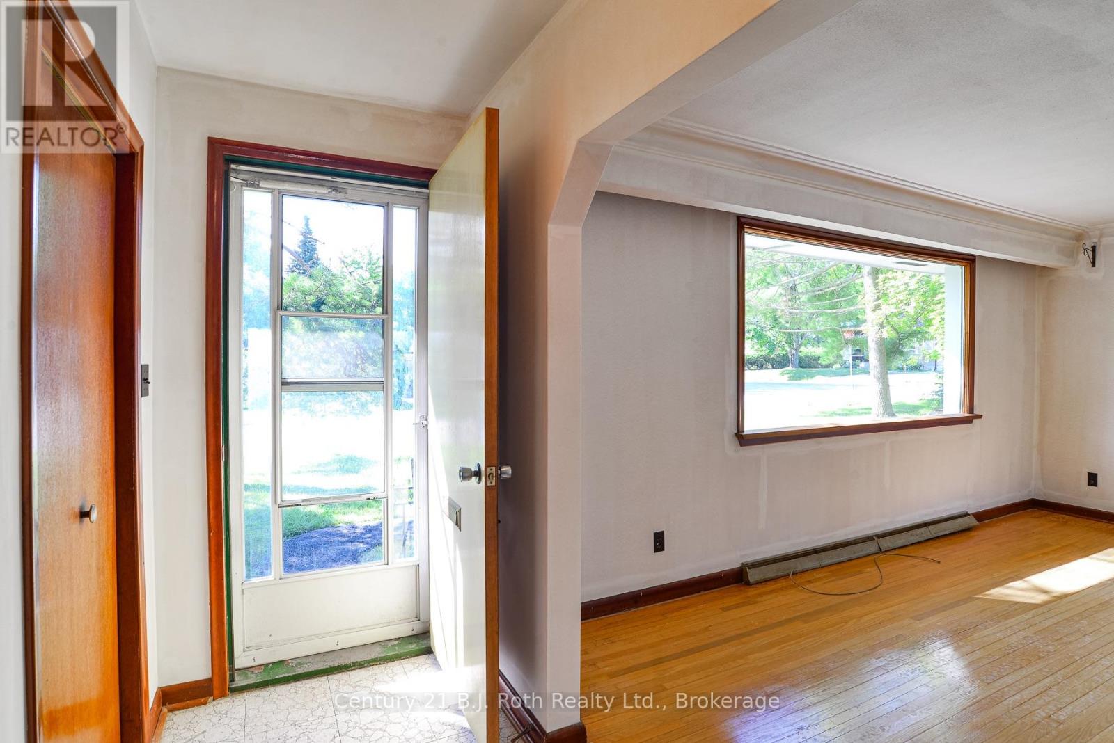 398 OLD MUSKOKA ROAD - 3