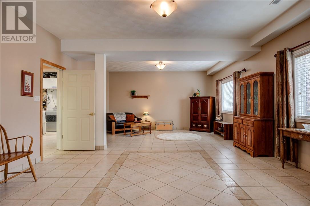 1326 ATTLEE Avenue - 19