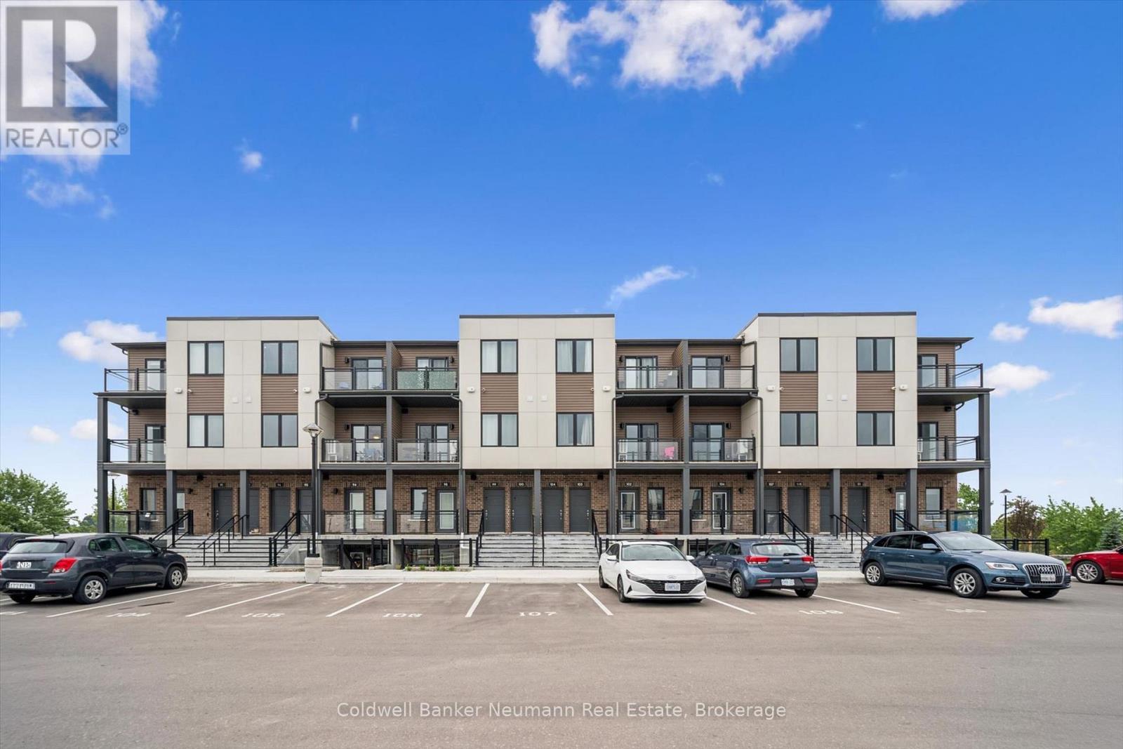 #96 940 ST DAVID STREET - 23