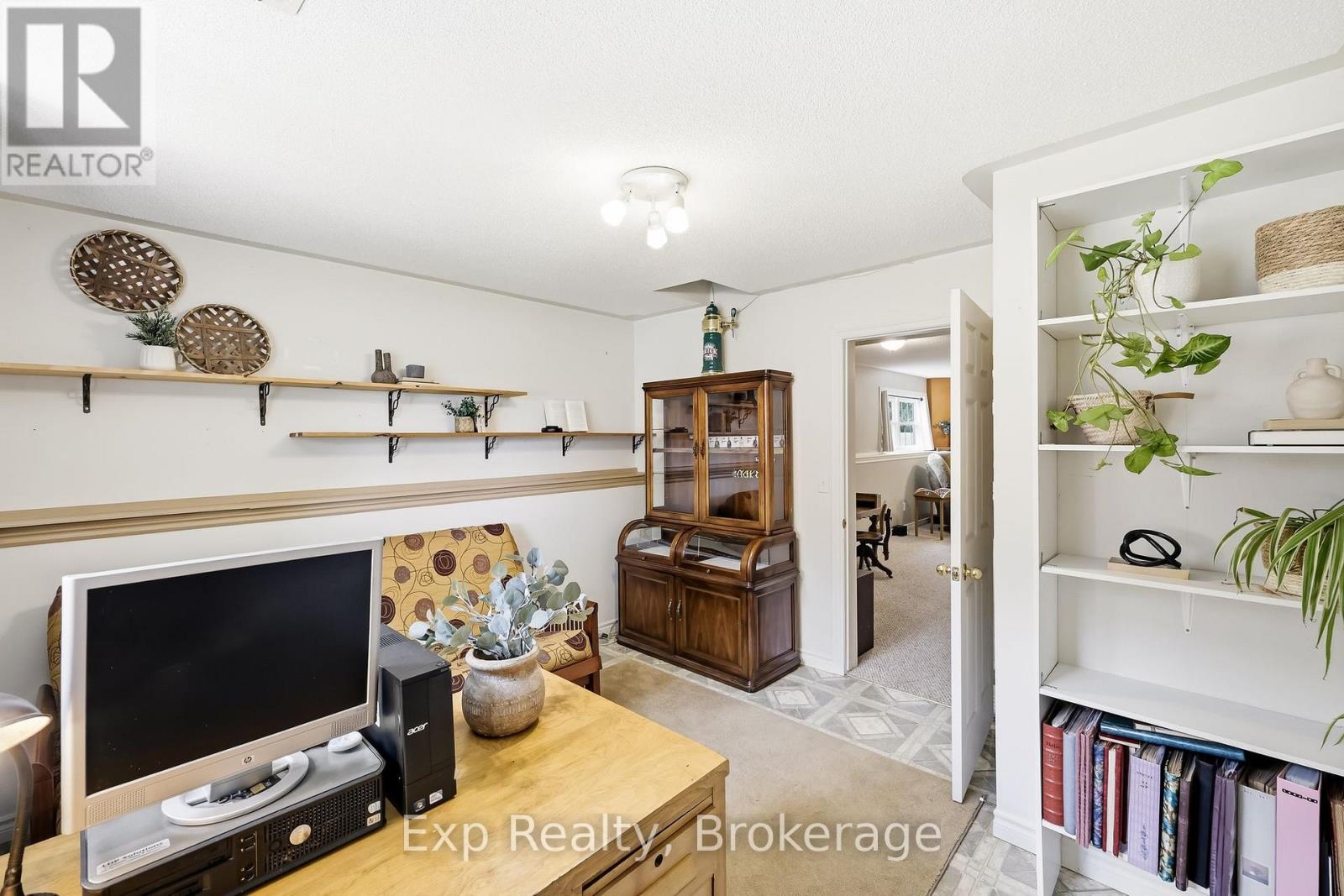 7402 BYERS ROAD - 33