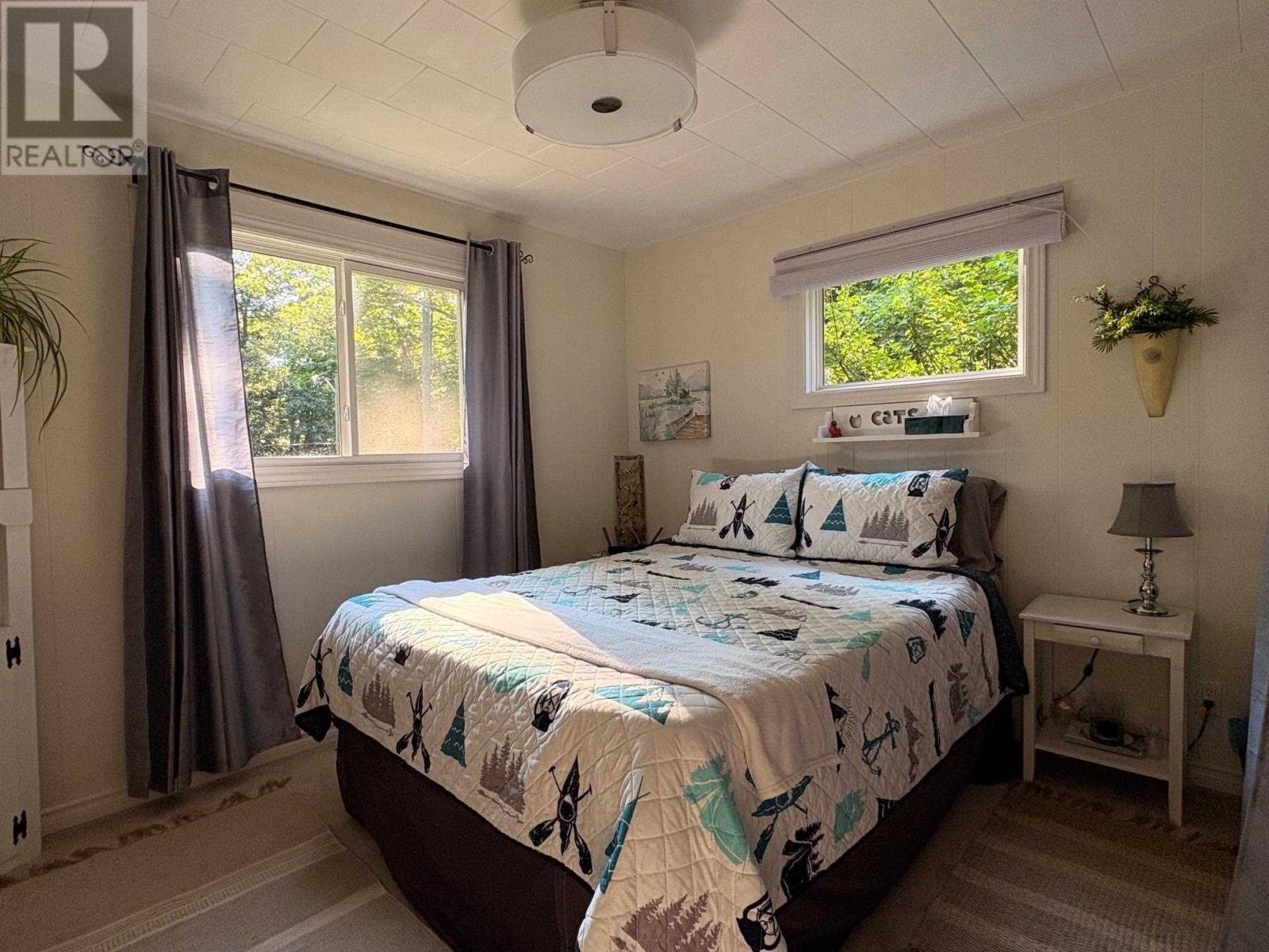 3045 Canoe Point RD - Image 15