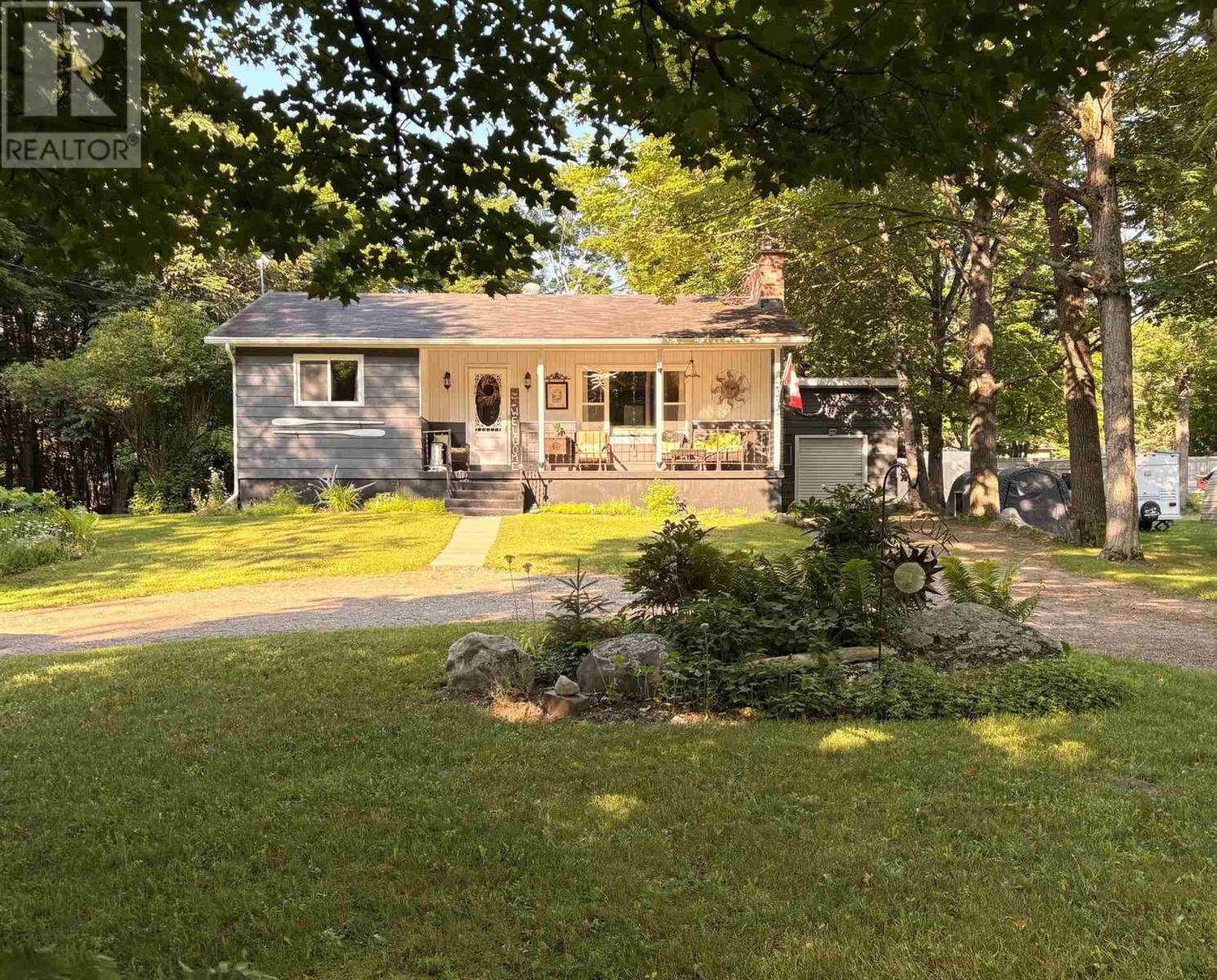 3045 Canoe Point RD - 32