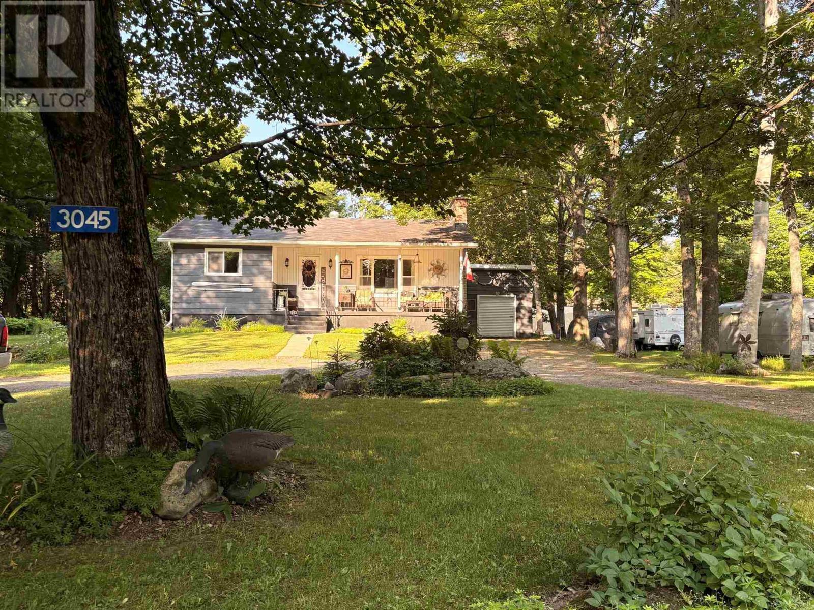 3045 Canoe Point RD - 33