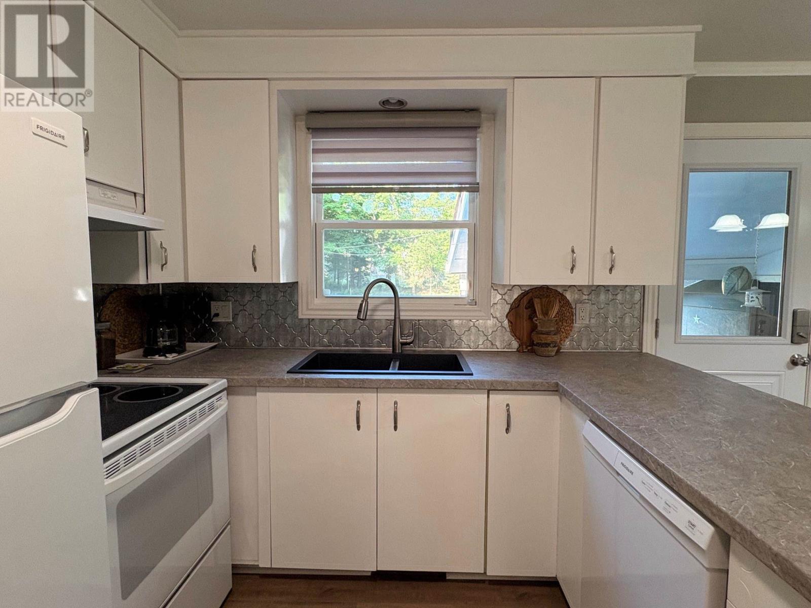 3045 Canoe Point RD - 5