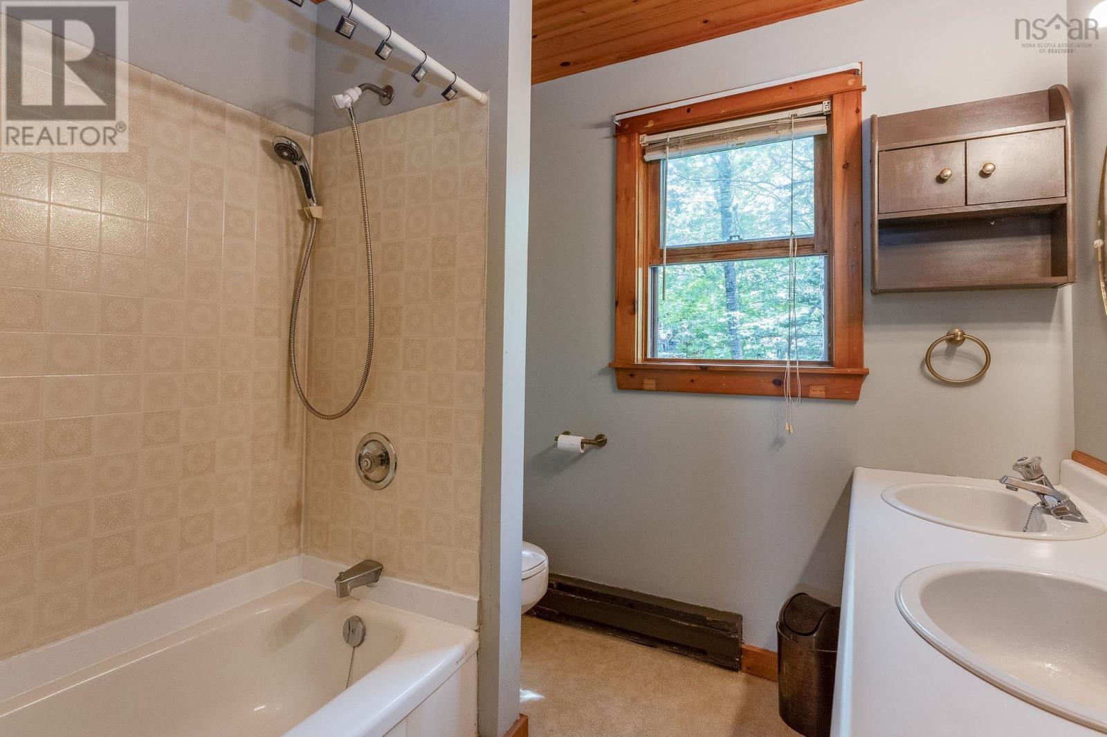 Property 23 of 49 of 258 Trout Lake Road