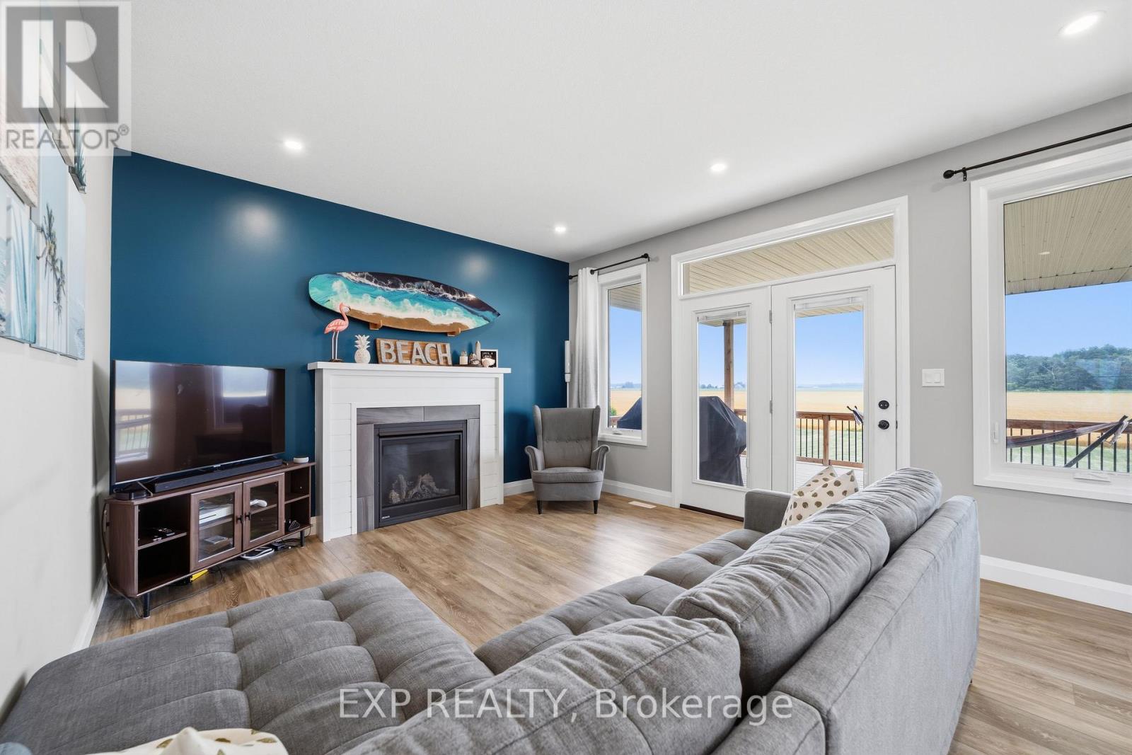 120 LILA STREET - 13