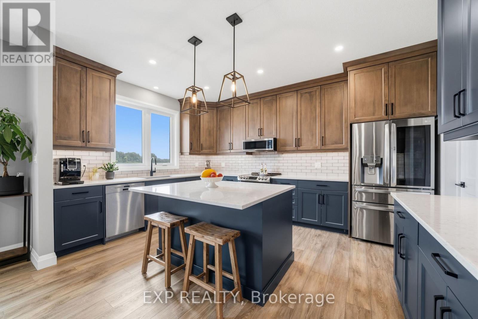 120 LILA STREET - 16
