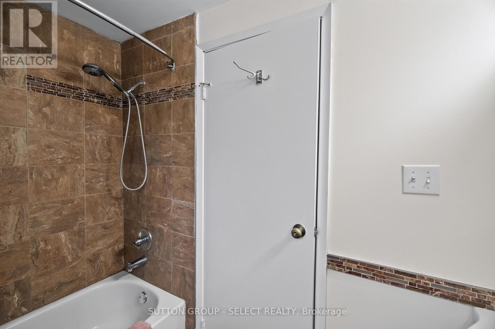 #24 75 ANSONDALE ROAD - Image 24