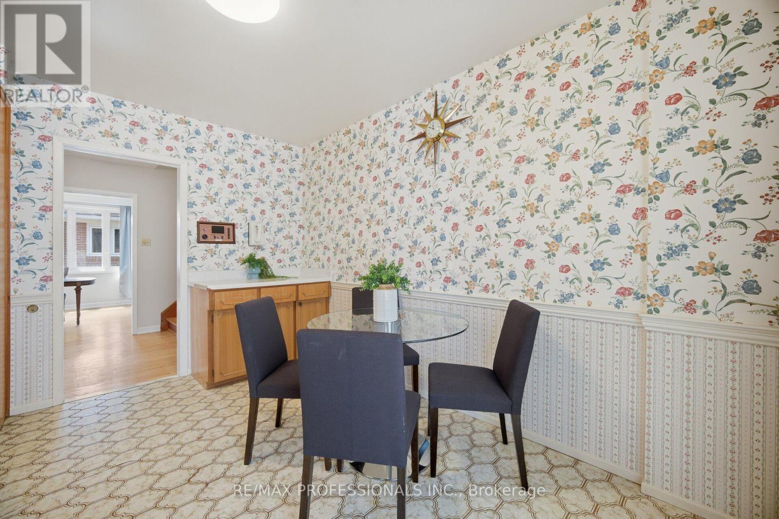 90 PECKHAM AVENUE - 14