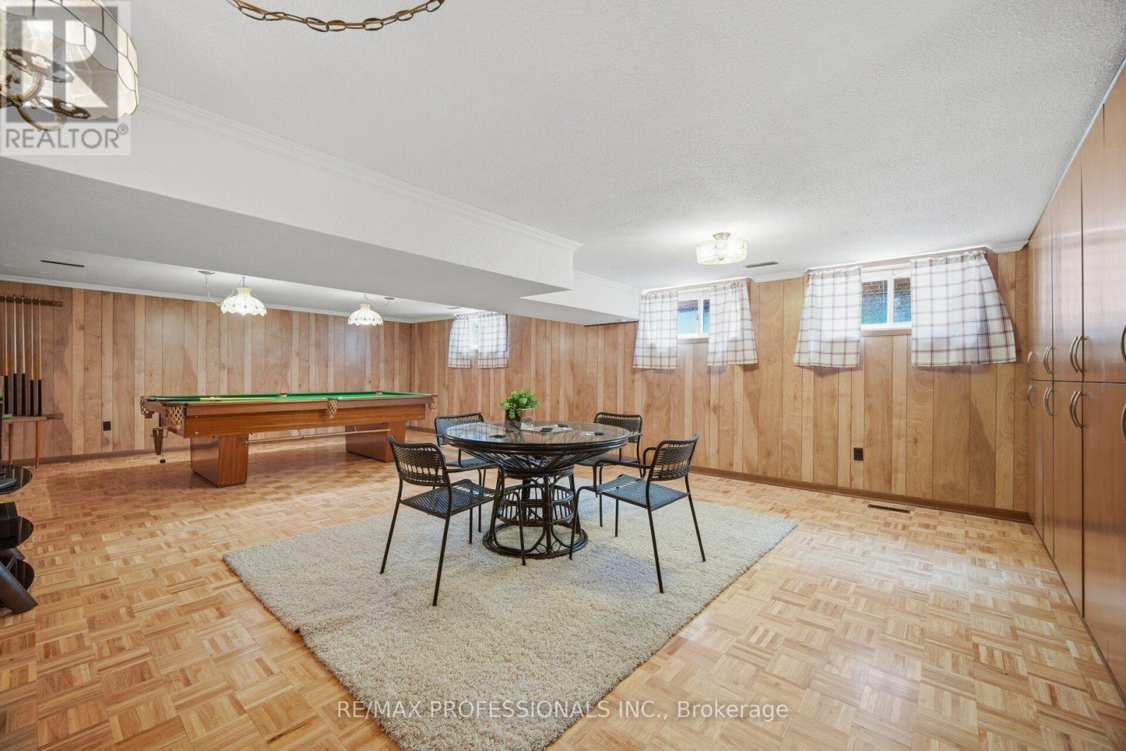 90 PECKHAM AVENUE - 40