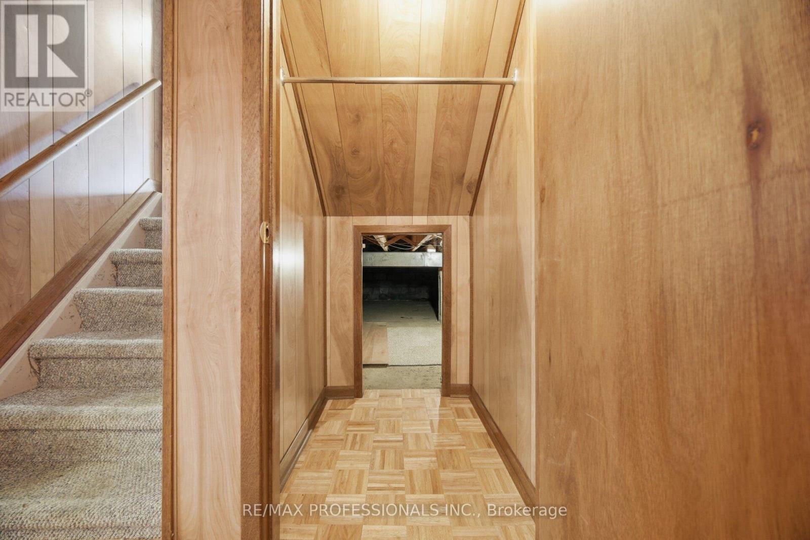 90 PECKHAM AVENUE - 44