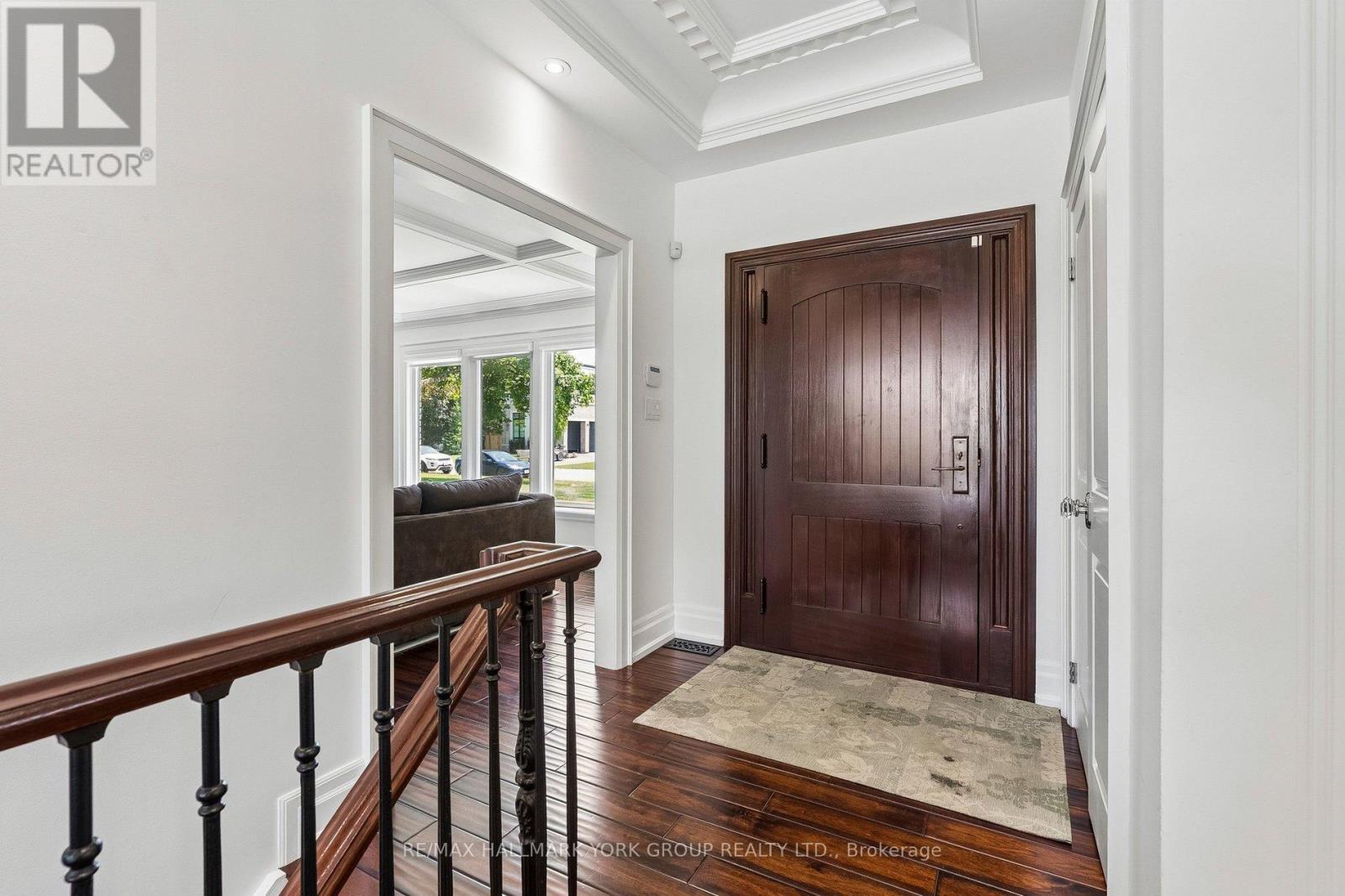 256 BANNER LANE - 10