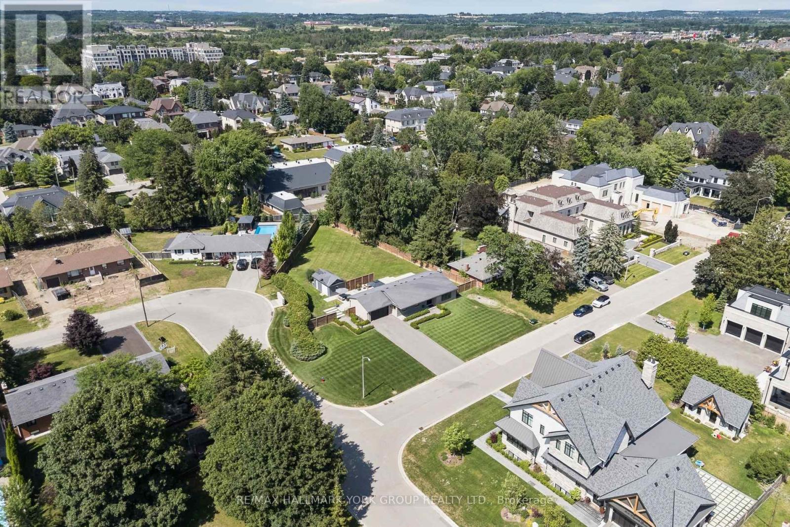 256 BANNER LANE - 46