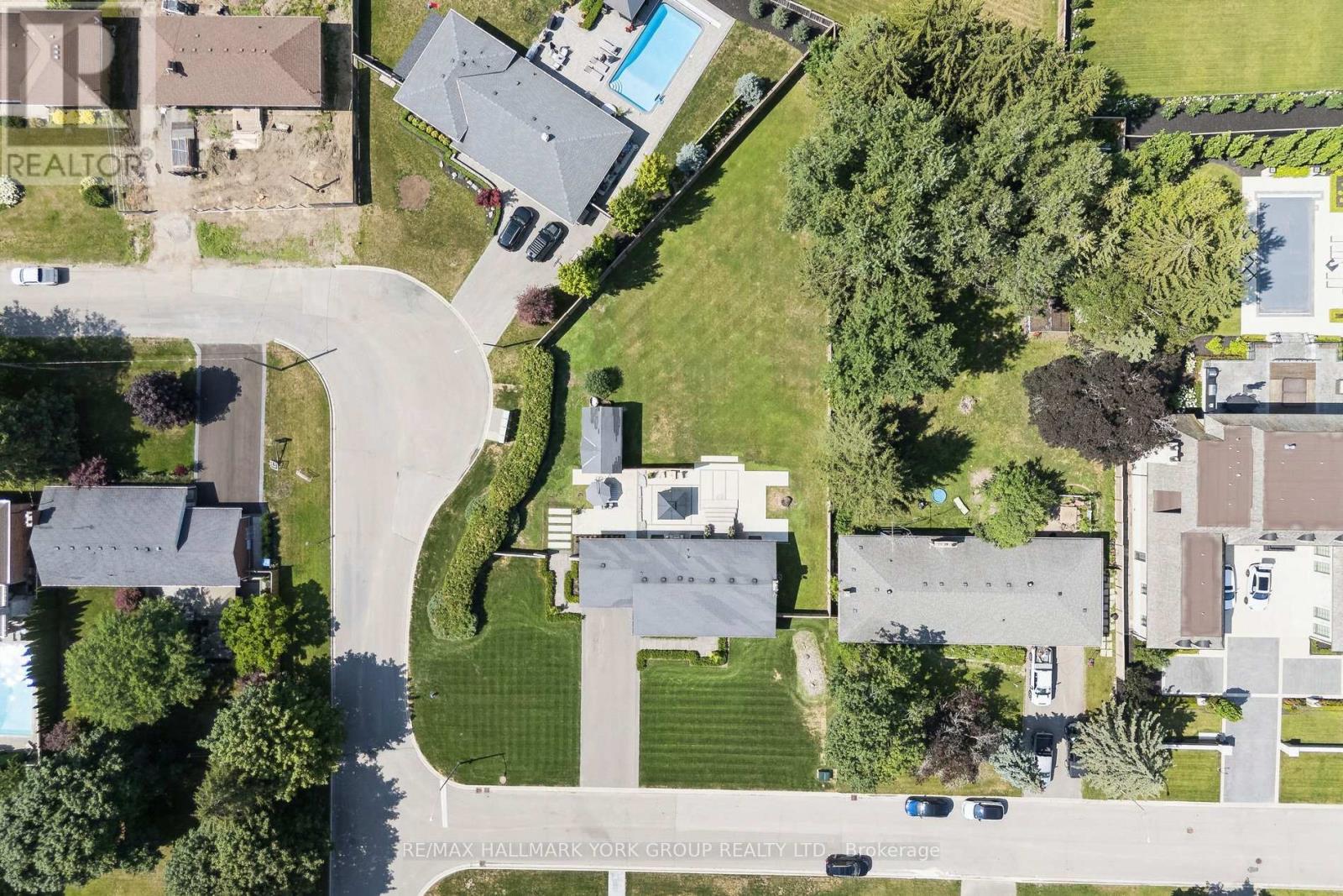 256 BANNER LANE - 47