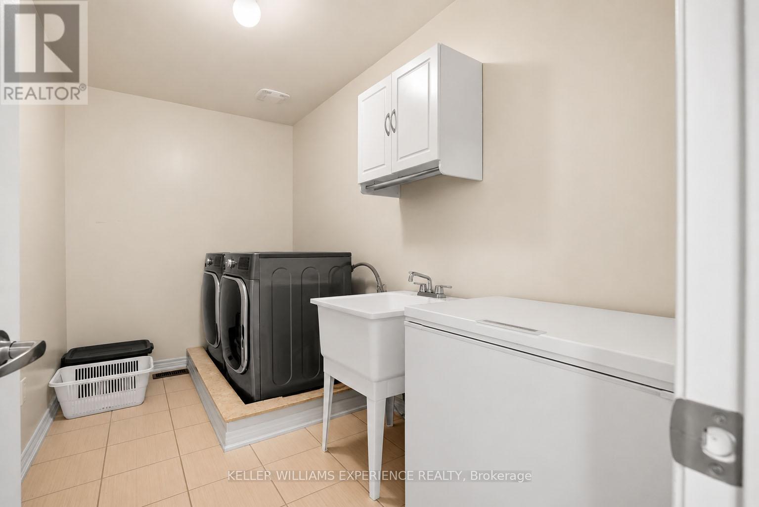 1296 DALLMAN STREET - 35
