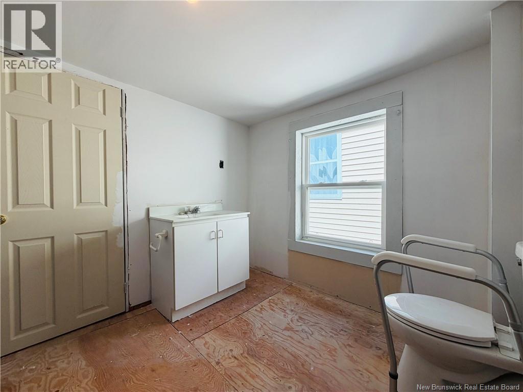 249 Wellington Street - 25