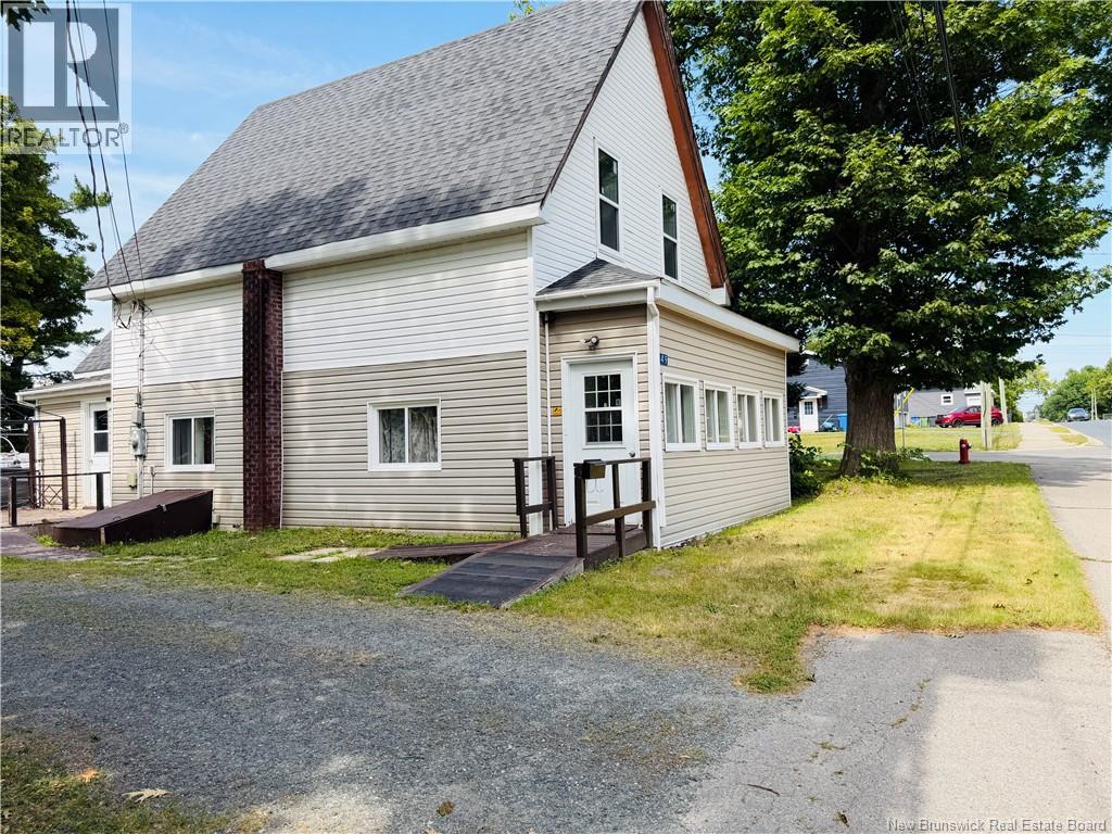 249 Wellington Street, Miramichi — photo 2