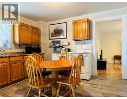 Bath (# pieces 1-6) - 249 Wellington Street, Miramichi, NB E1N1N2 Photo 8