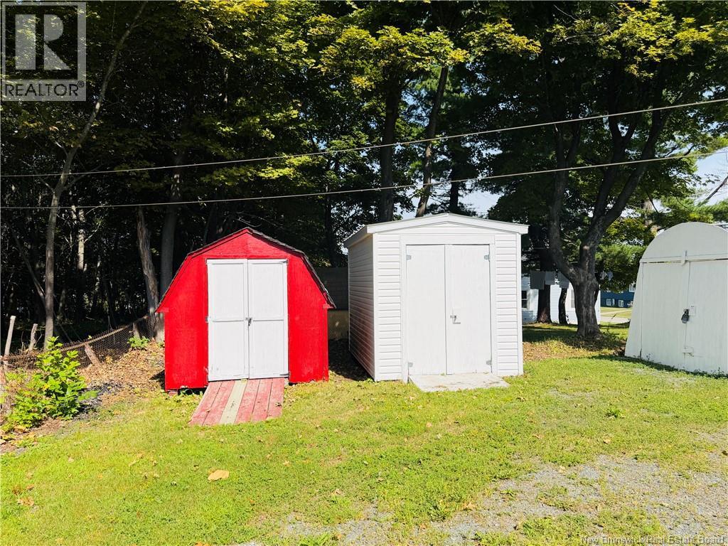 249 Wellington Street - 35