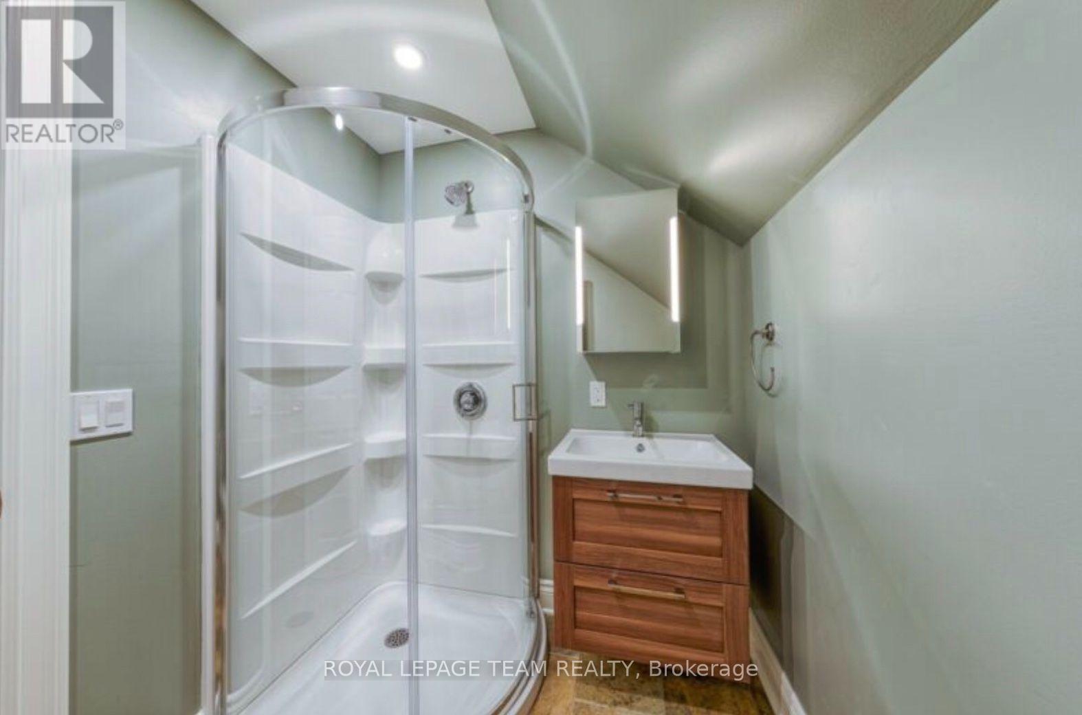 154 ELGIN STREET - Image 9