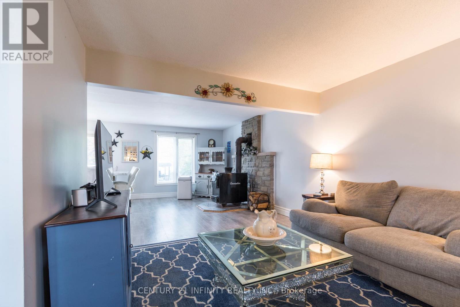 460 PIGDEN ROAD - 10