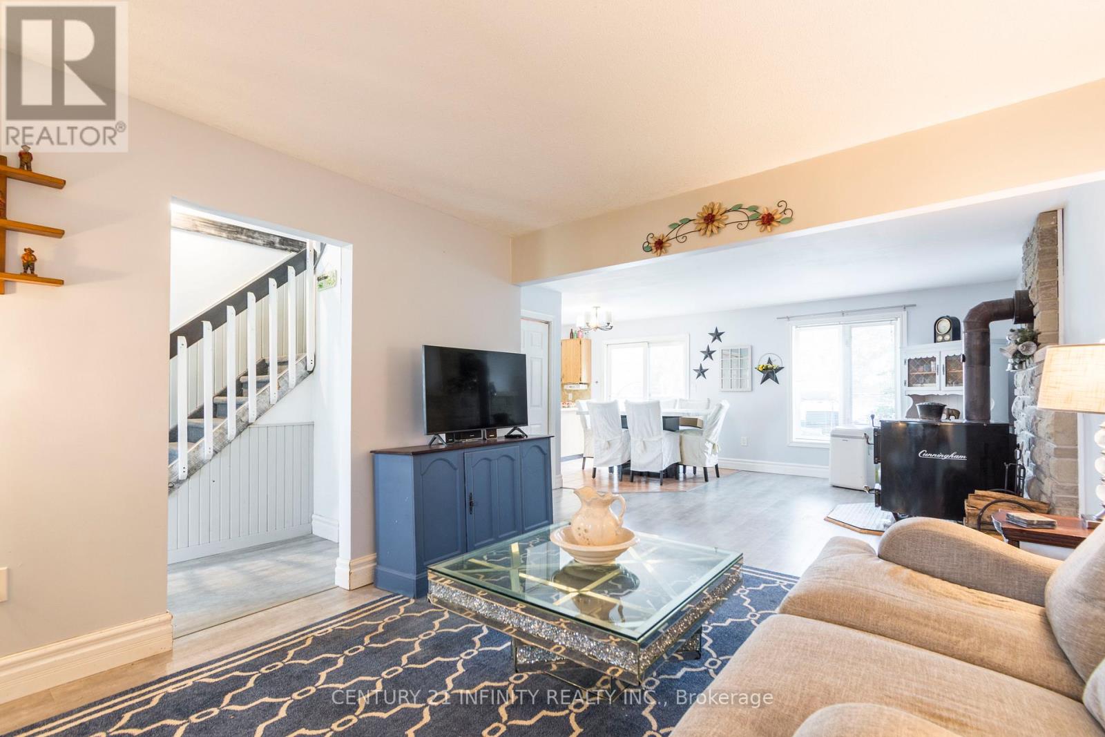 460 PIGDEN ROAD - 11