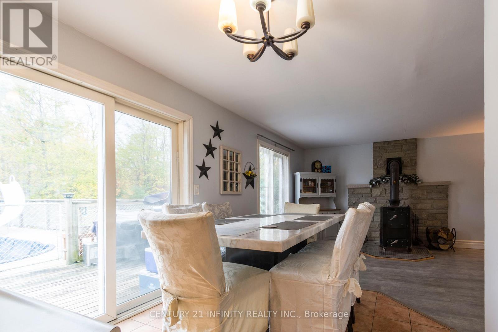460 PIGDEN ROAD - 15