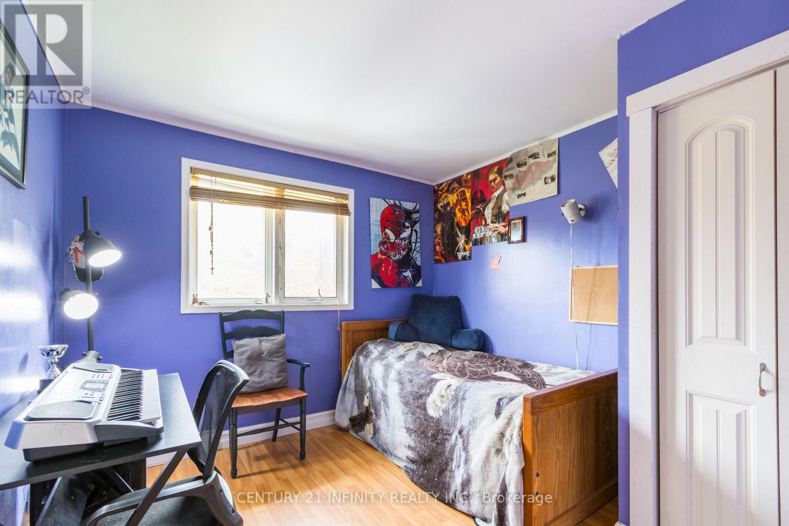 460 PIGDEN ROAD - 26