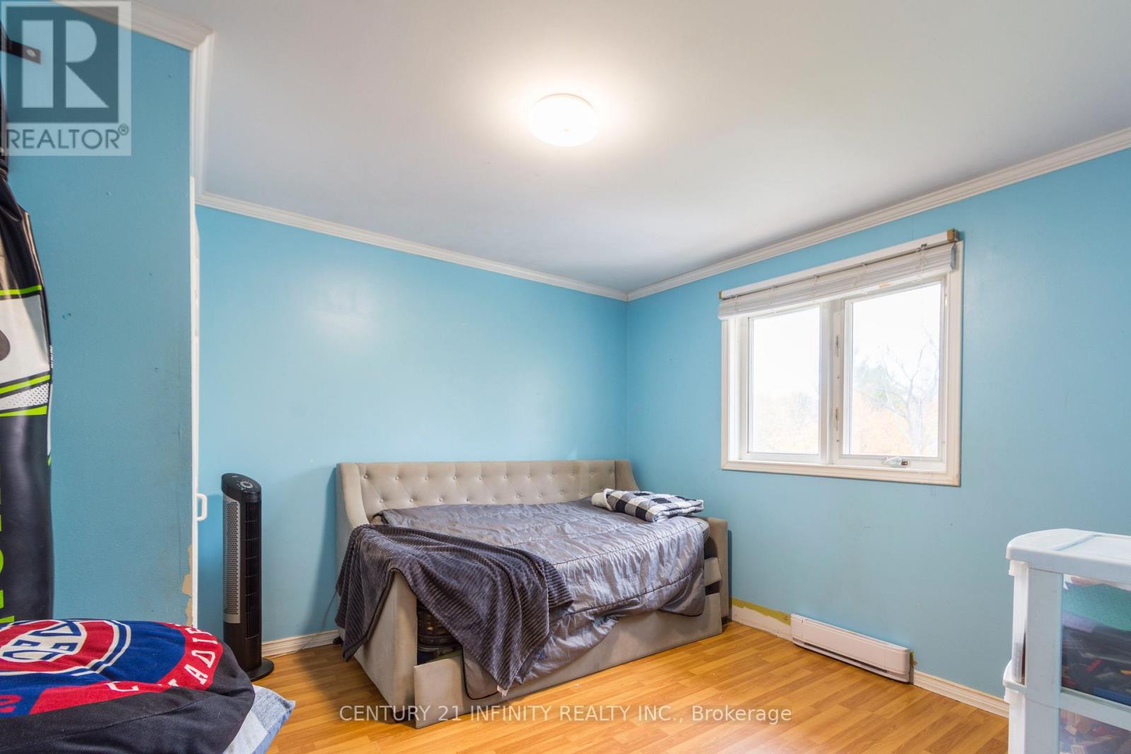 460 PIGDEN ROAD - 27