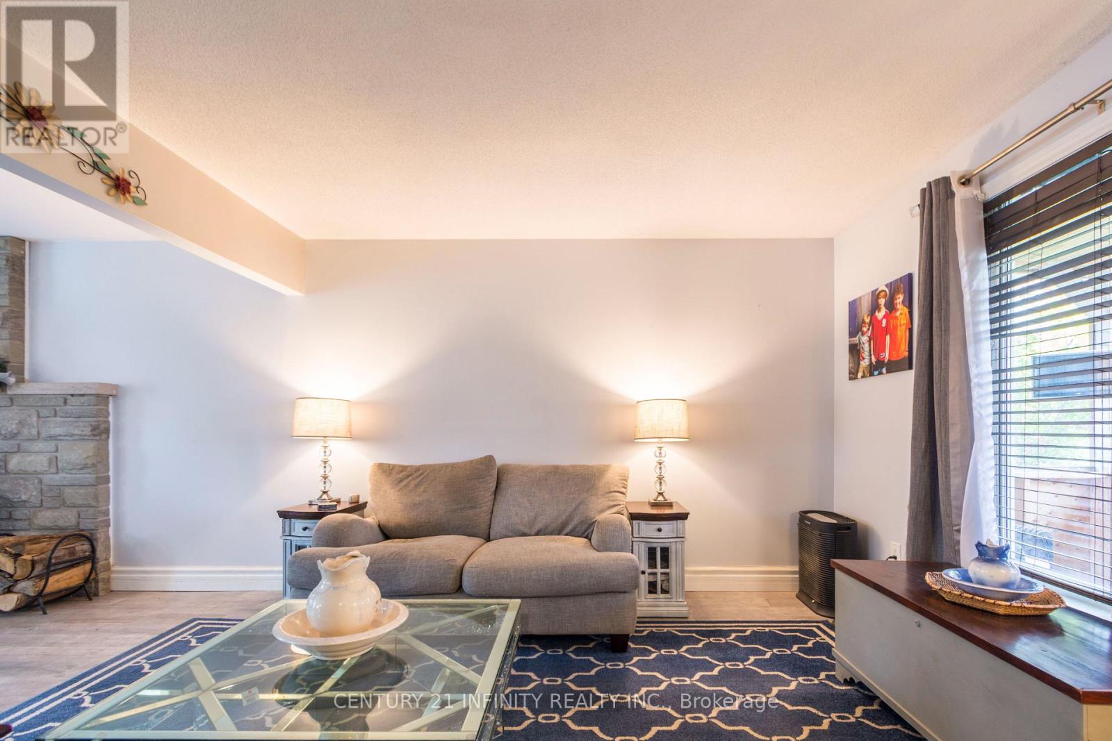 460 PIGDEN ROAD - 9