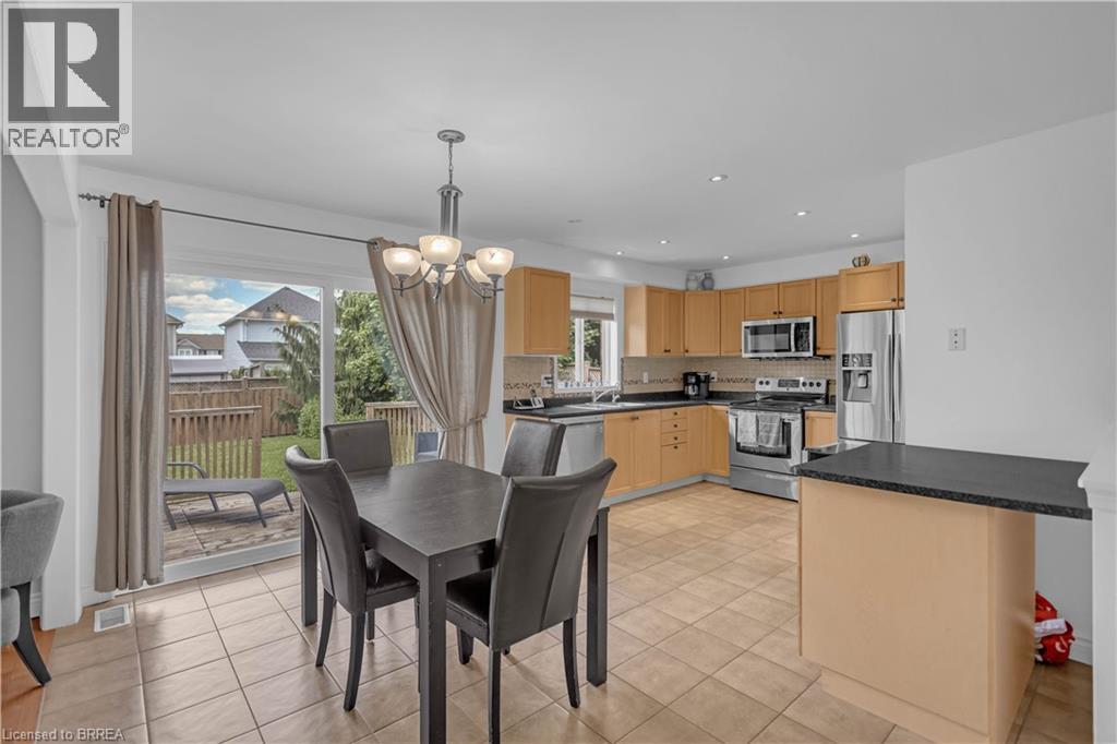 124 BLACKBURN Drive - 10