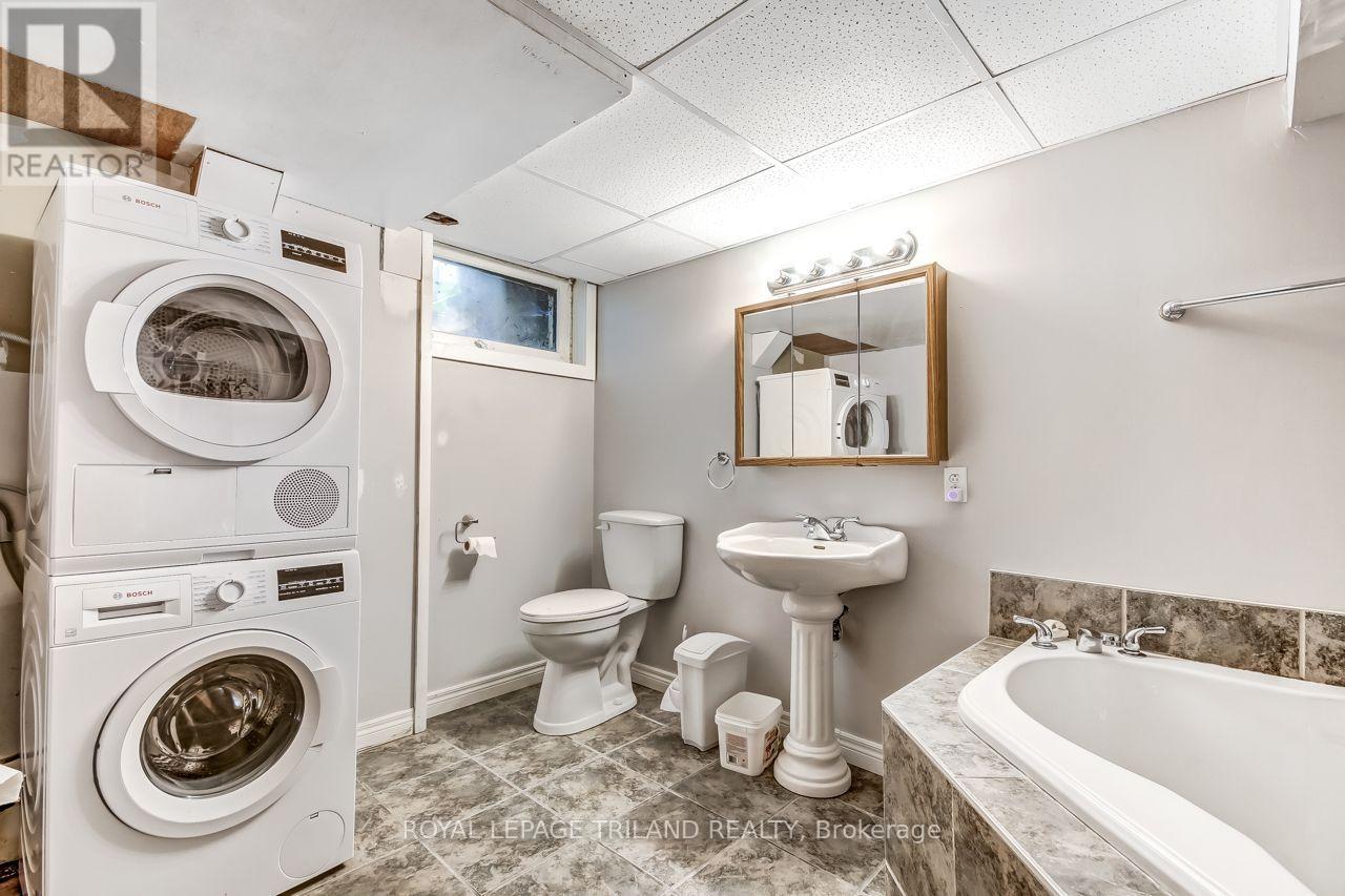 3 GREGORY PLACE - 23