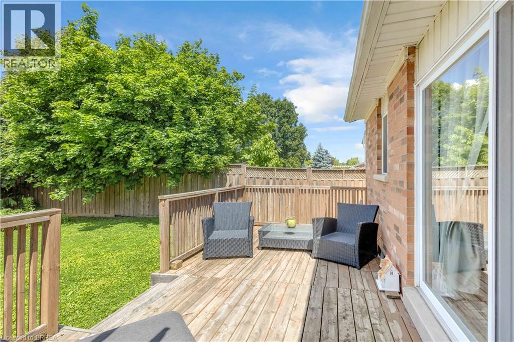 124 BLACKBURN Drive - 36