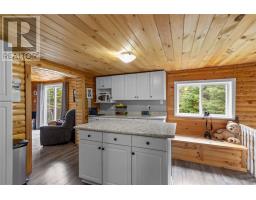 102 Main Road thumbnail 24
