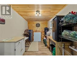 102 Main Road thumbnail 38