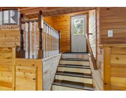 102 Main Road thumbnail 42