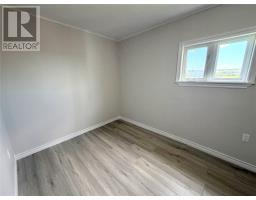 377 Main Road thumbnail 17