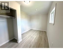 377 Main Road thumbnail 20
