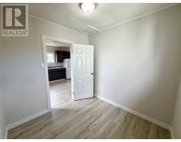 377 Main Road thumbnail 21