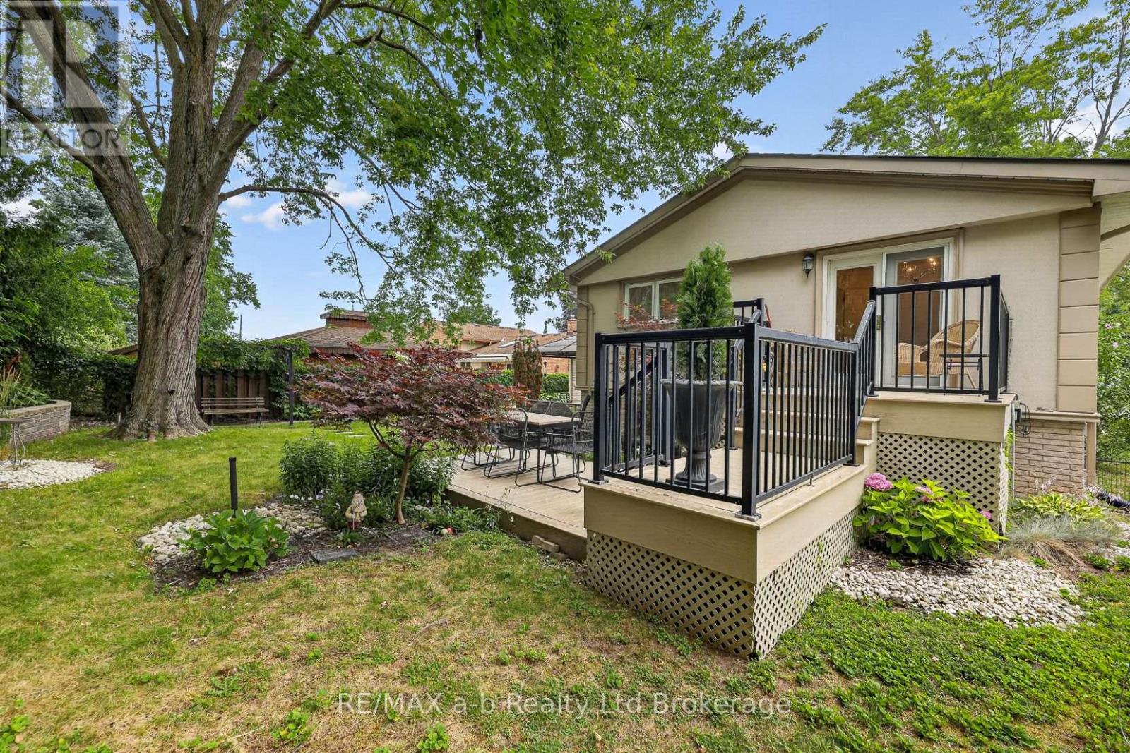 11 PRINCESS PARK ROAD - 10