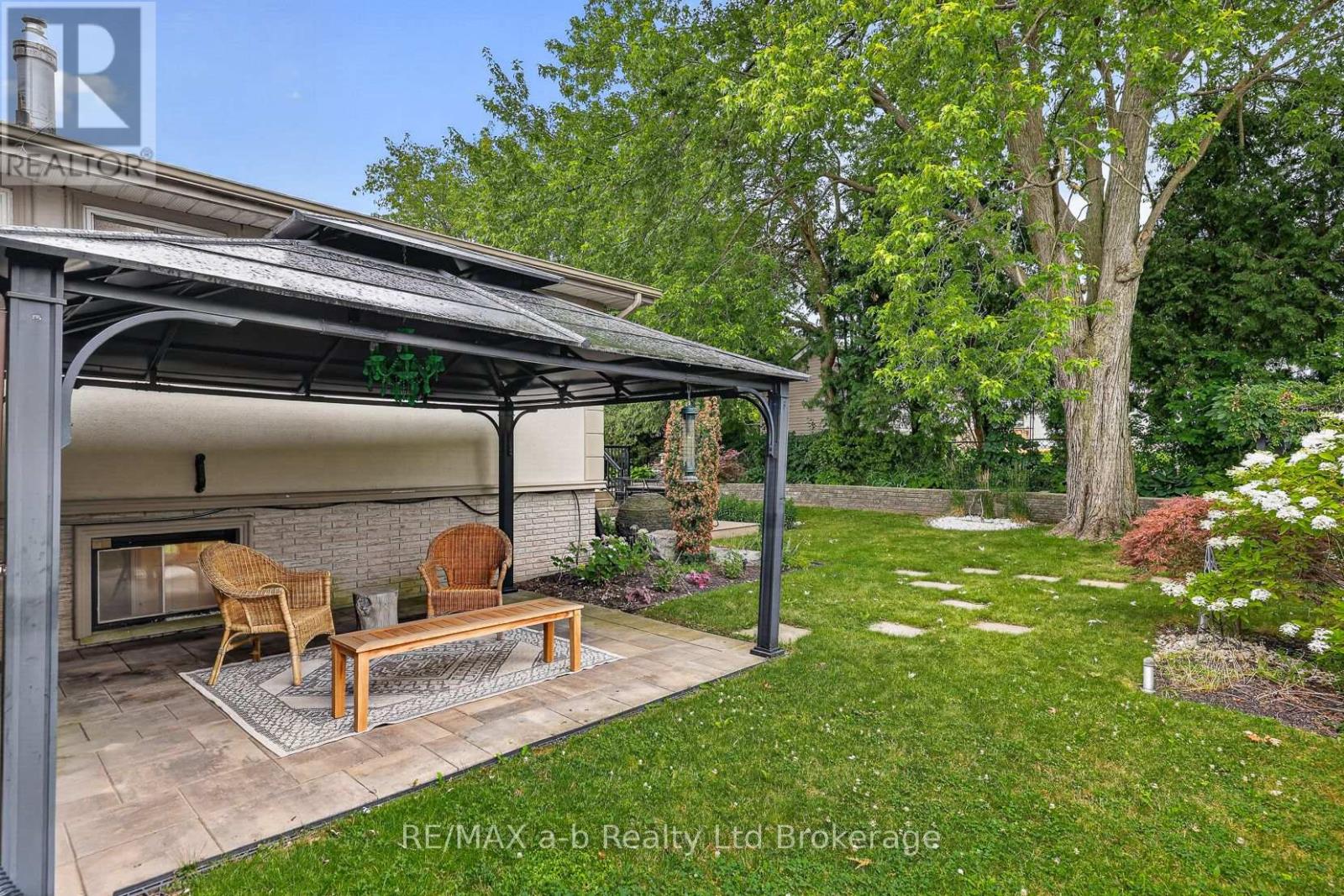 11 PRINCESS PARK ROAD - 5