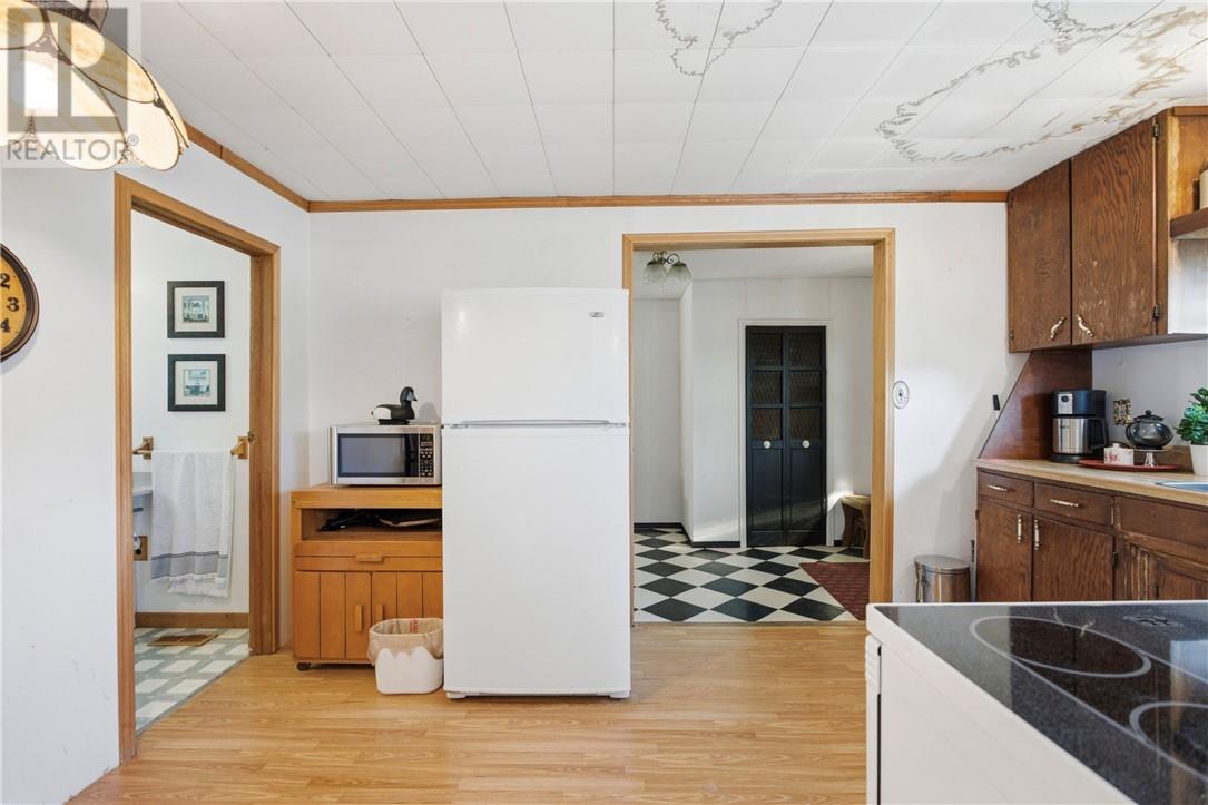 25 SAVARD Road - 3
