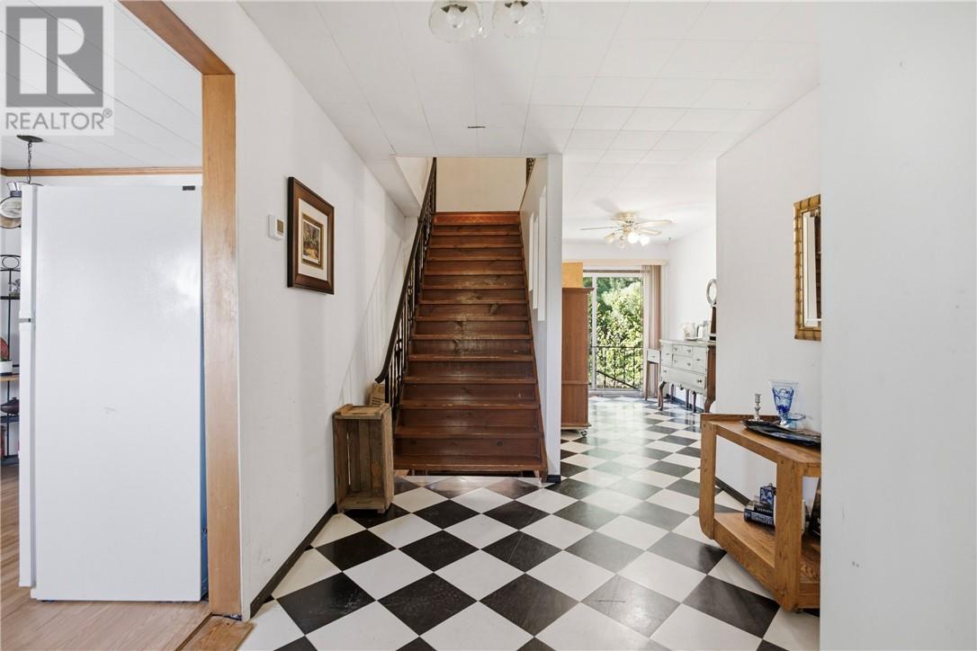 25 SAVARD Road - 7