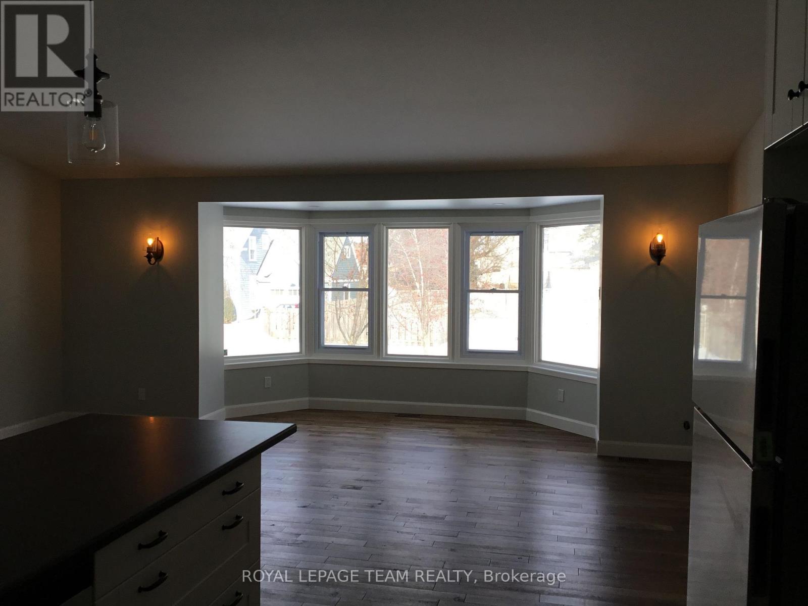 154 ELGIN STREET - Image 34