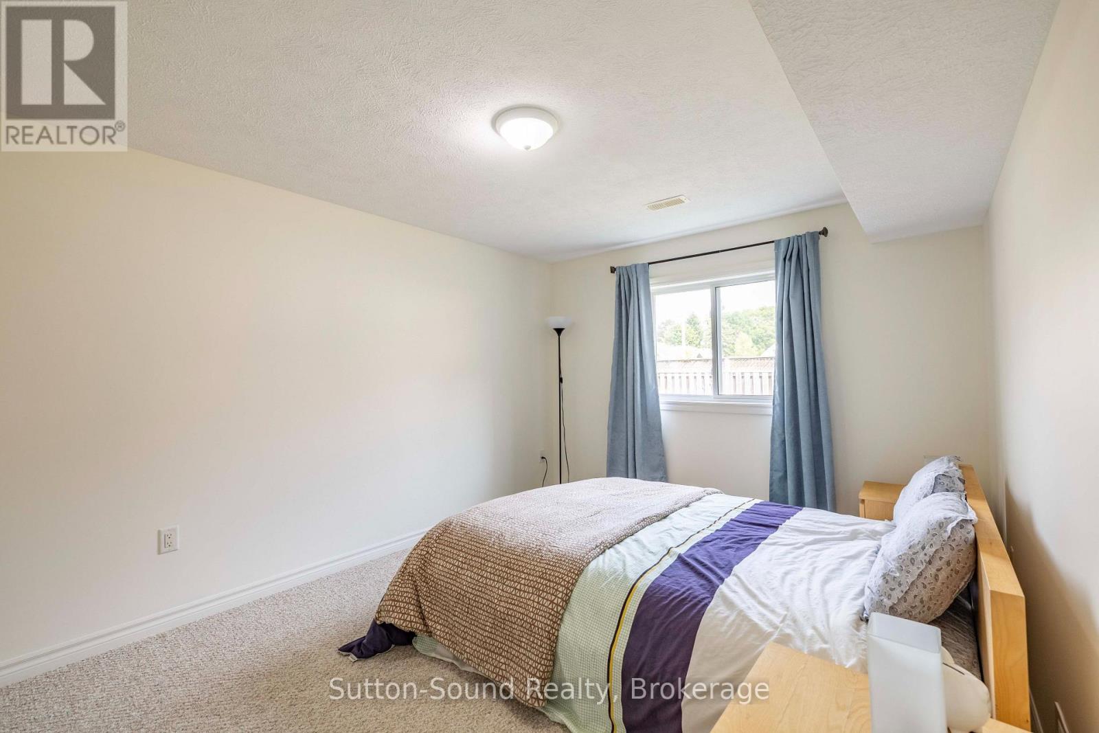 221 2ND AVENUE W - 19