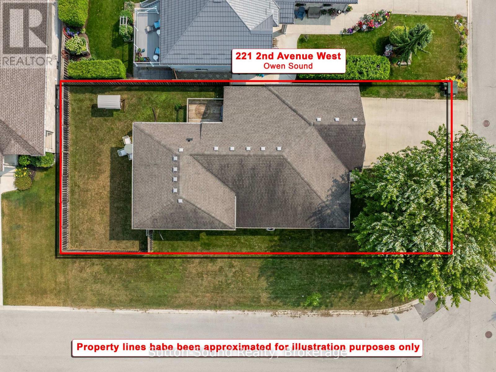 221 2ND AVENUE W - 40