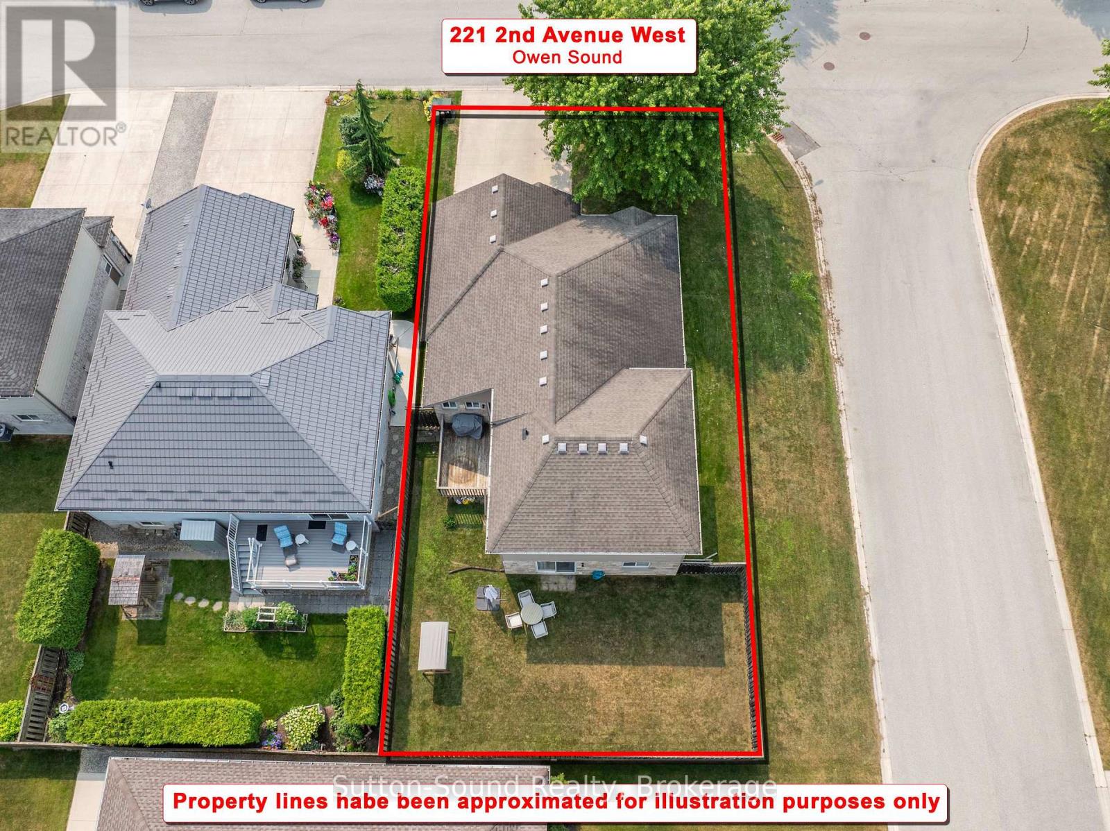 221 2ND AVENUE W - 41