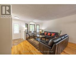 221 2nd Avenue W, Owen Sound, ON N4K0A6 Photo 6