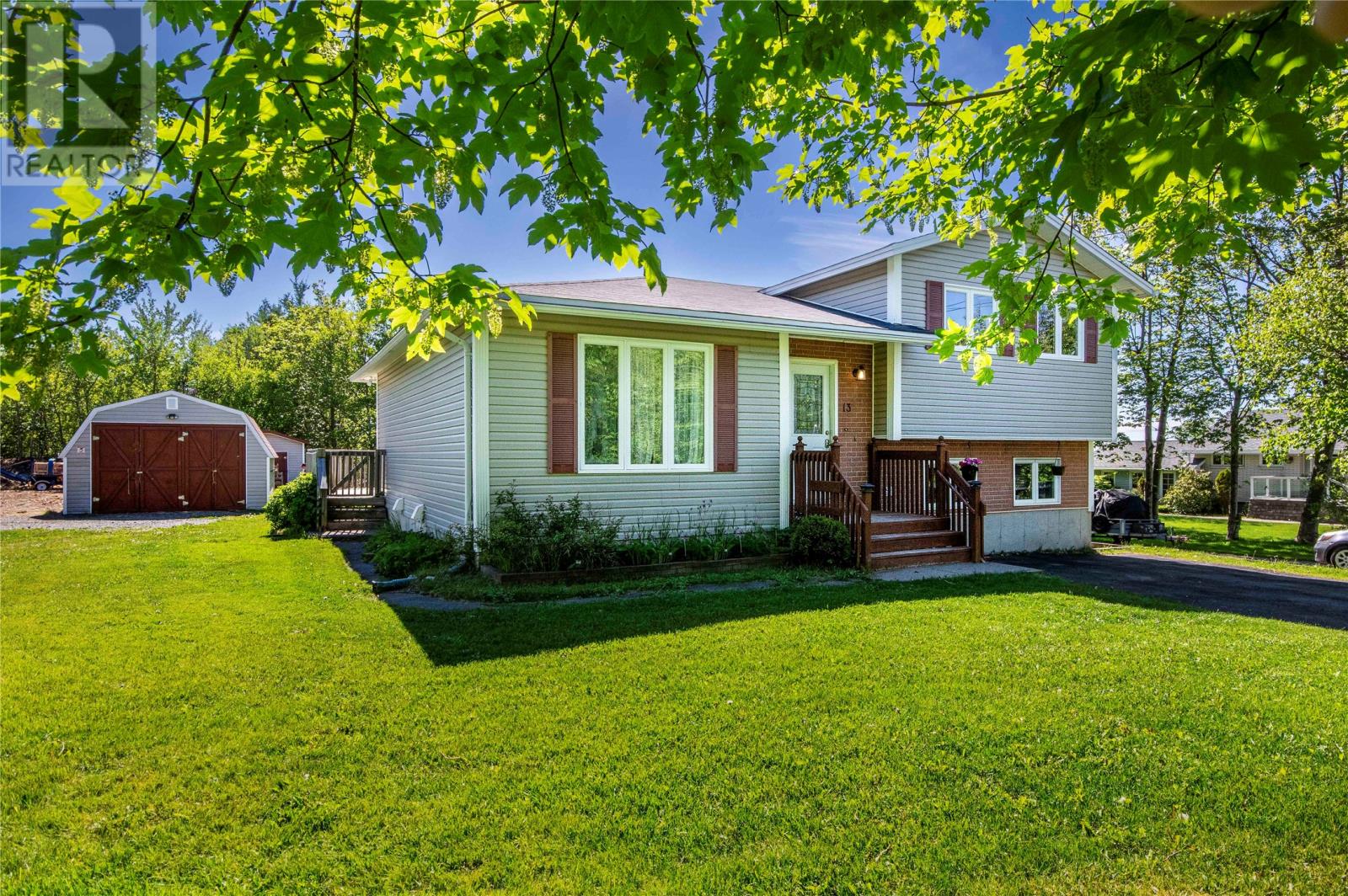 13 Pennells Road, Conception Bay South — photo 2